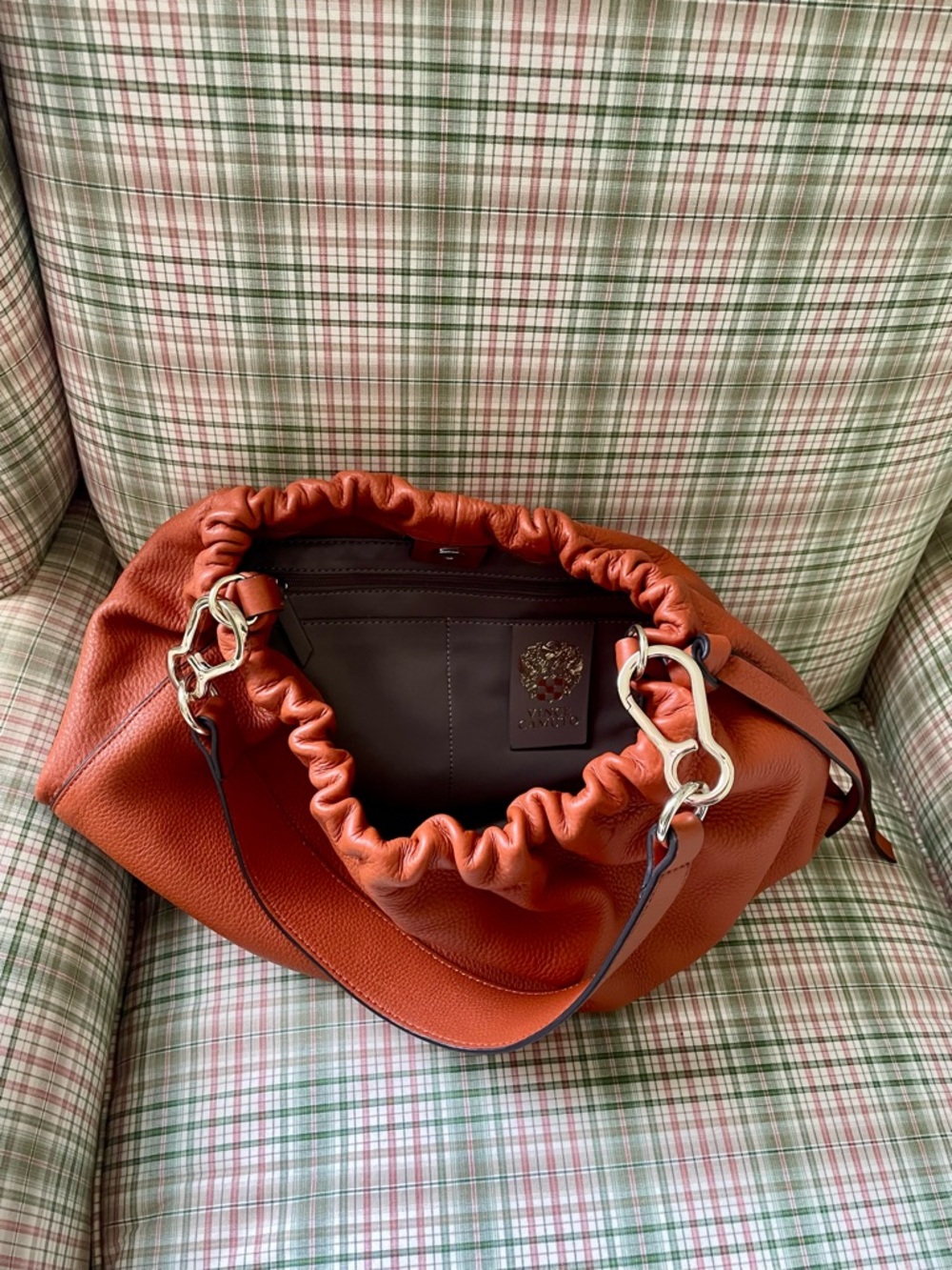 Vince Camuto Cognac/Burnt Orange Gathered Leather Shoulder Handbag - Picture 4 of 11